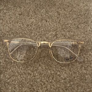 Unisex Ray-Ban Classic Gold Eyeglasses